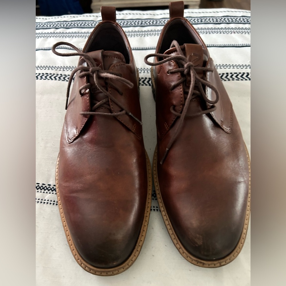 ECCO Oxford Shoes